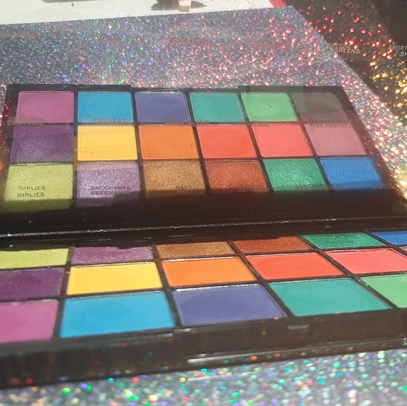 Revolution x Tammi Carnival Palette - Picture 2 of 2